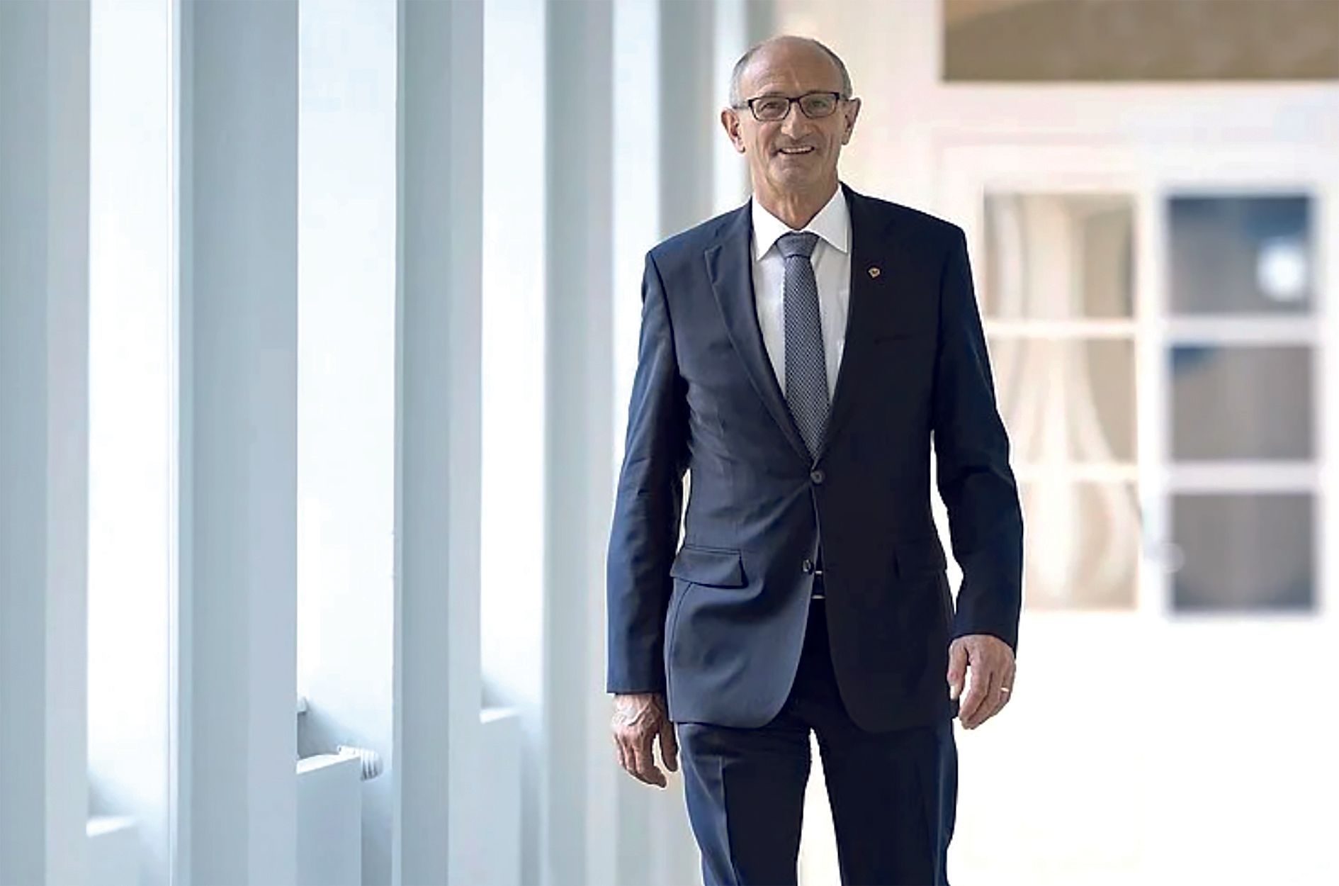 LH Anton Mattle©Land Tirol_DieFotografen Kopie.jpg